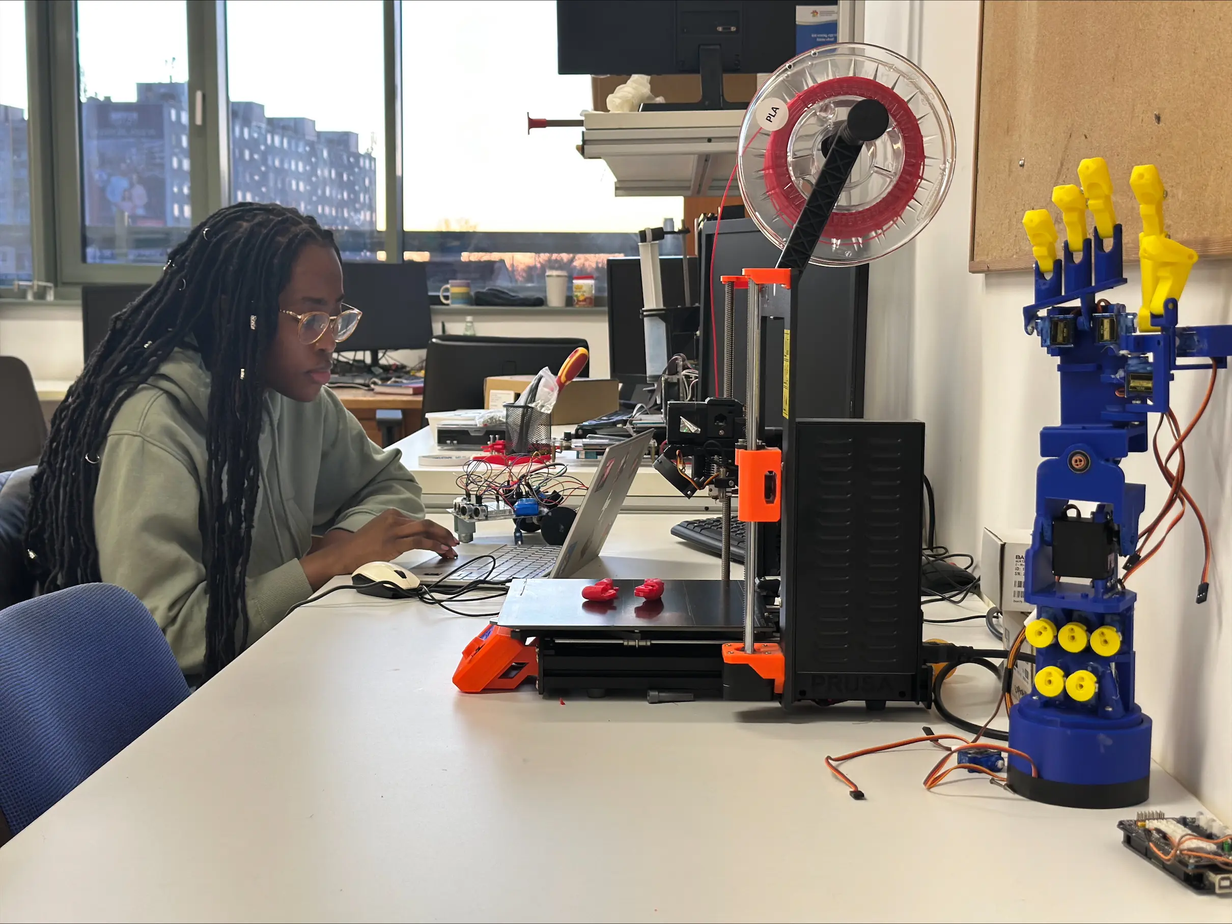 Auton&oacute;m &eacute;s Assziszt&iacute;v Robotika &ndash; A&sup2;R Kutat&oacute;labor