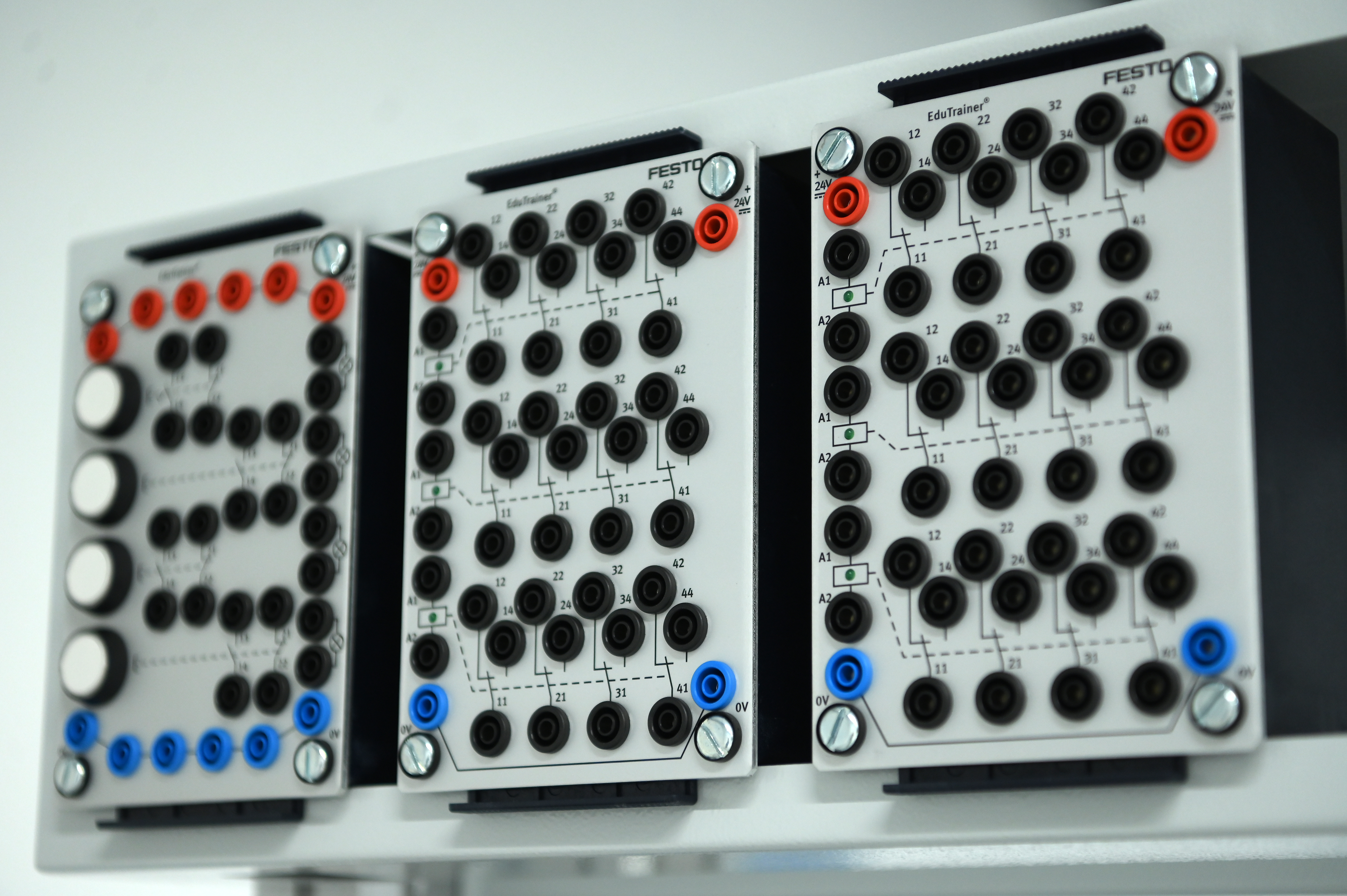 Folyamatautomatizálási FESTO-REXROTH Laboratórium