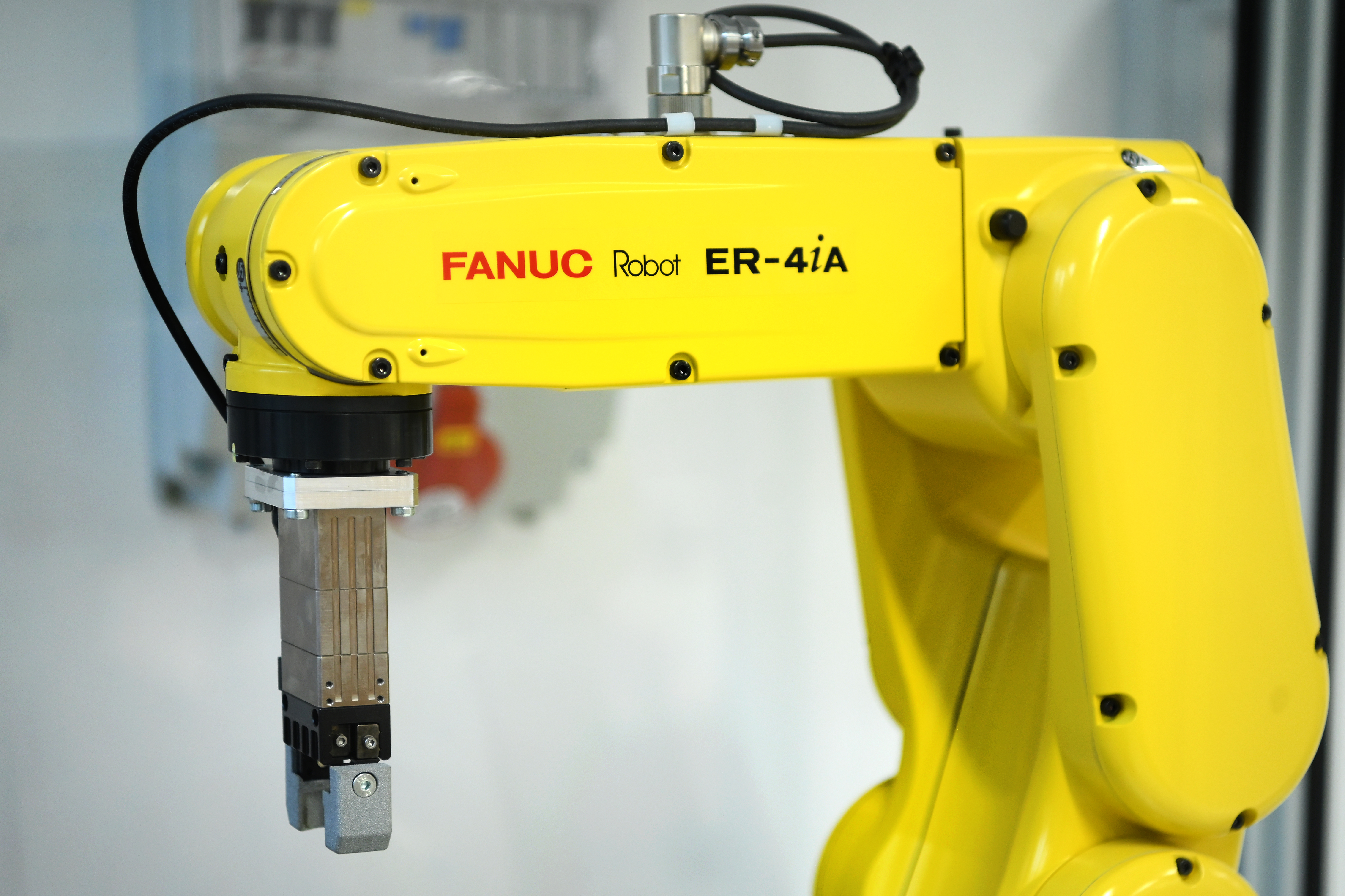 Robottechnika és Ipar 4.0 laboratórium
