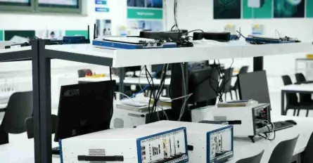 Beágyazott Rendszerek és Méréstechnika NI-Emerson Laboratórium